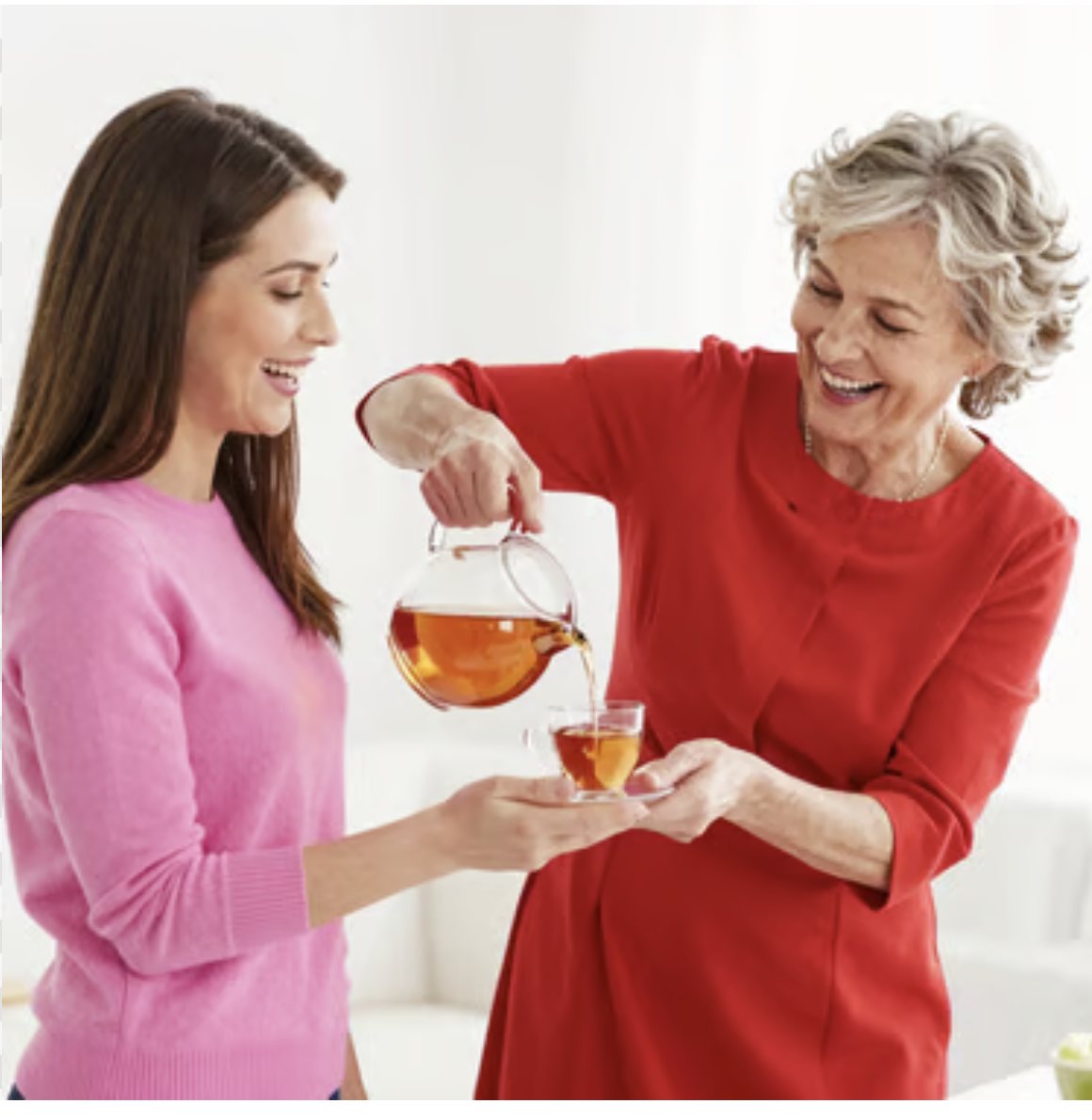 A Darling pouring for her Aunt